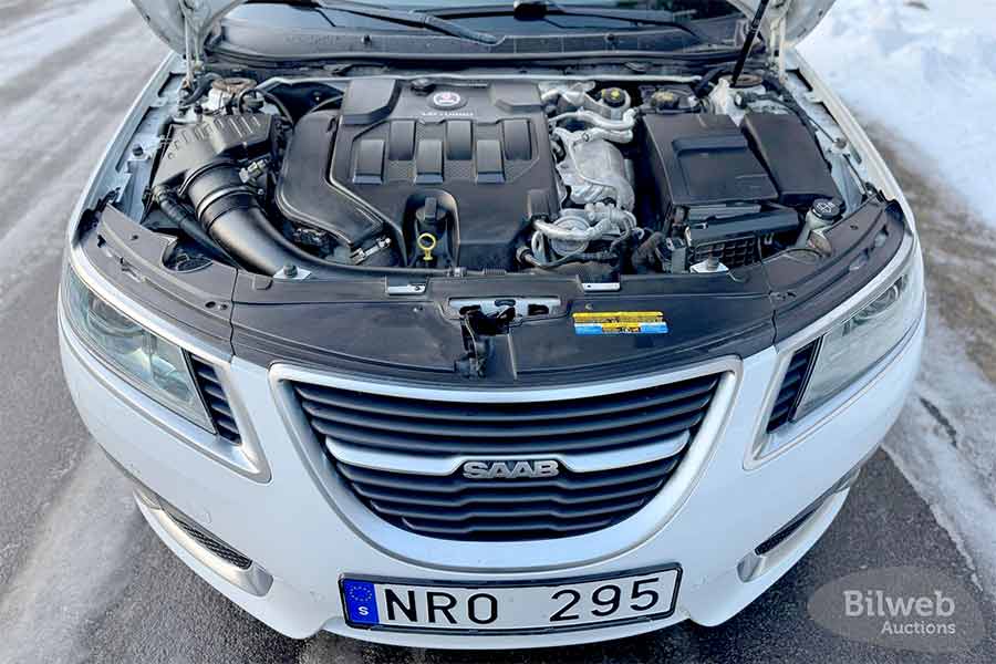 Hirsch-tuned to 330 hp, this Saab 9-5 NG Aero Turbo6 XWD’s 2.8L V6 delivers thrilling performance with XWD ensuring all-weather control.