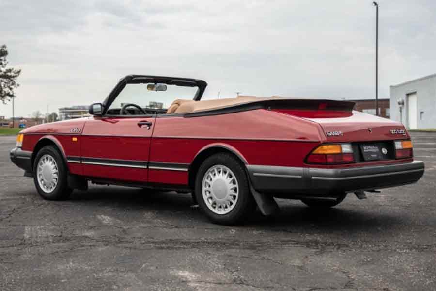 Cherry Red (127H) Saab 900 Convertible