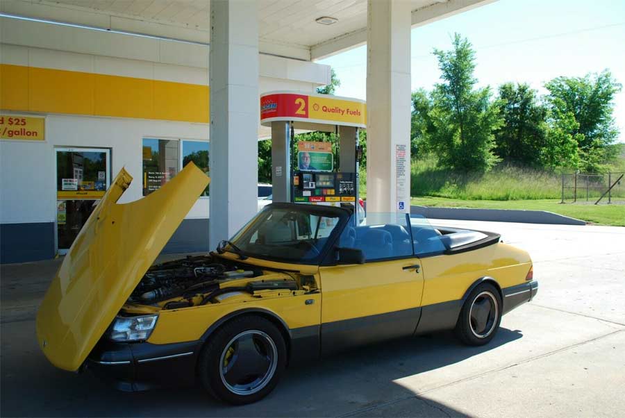 Saab 900 Monte Carlo Yelloww