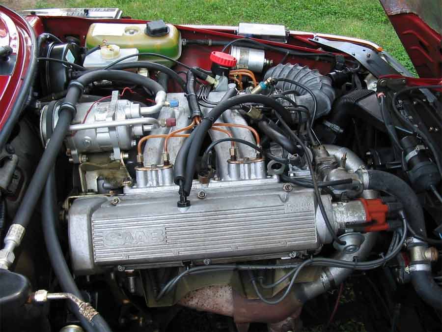 Saab 900 S Engine