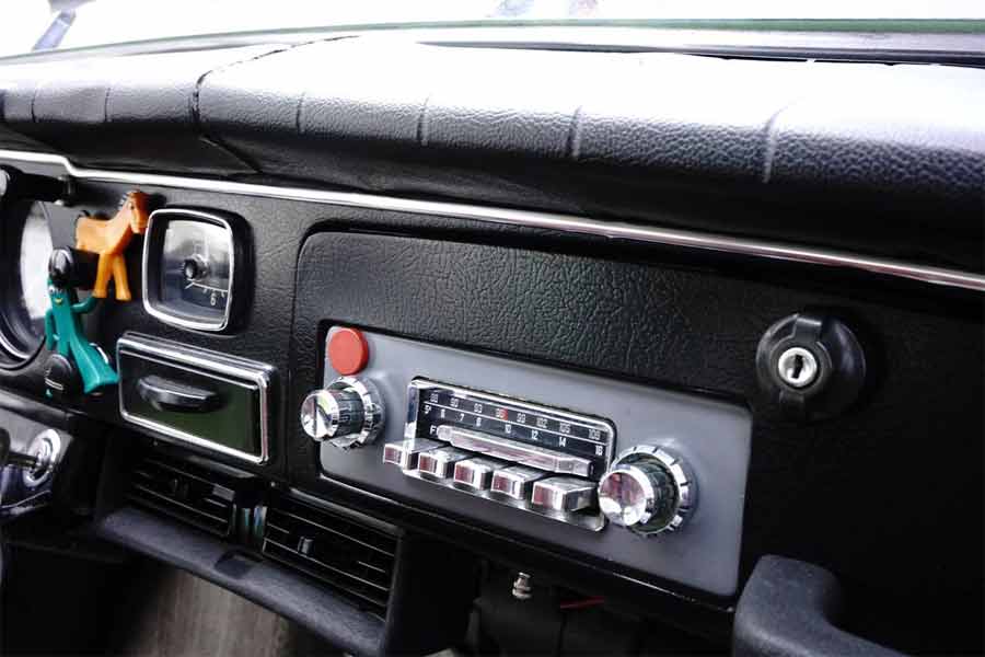 Saab 96 interior