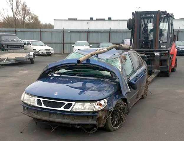 Crashed Saab 9-5