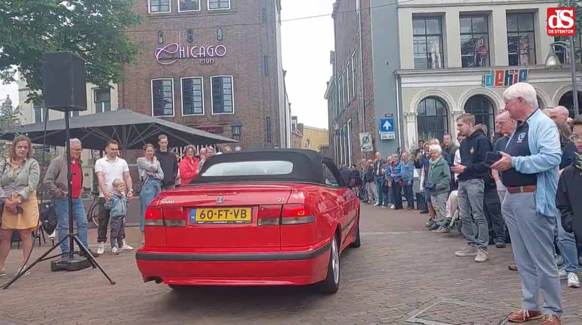 Eduard Mesritz's cherished red Saab makes a nostalgic appearance at the Lions IJsselvallei Classics rally, capturing the attention of car enthusiasts and spectators alike.