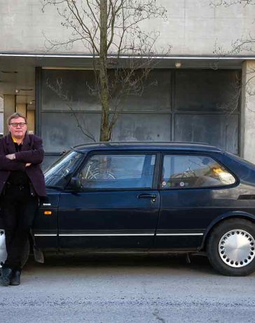 Jyri-Pekka Mikkola (photo from 2018) developed a carbon dioxide-neutral fuel that he tested in his father's 40-year-old Saab, which went "like a rocket".