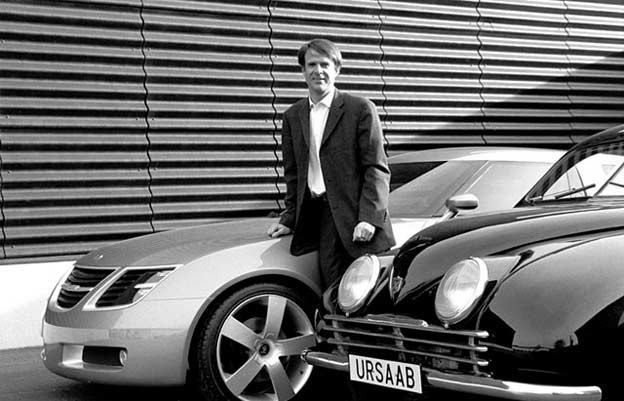 Michael Mauer with the Saab Concept-X and the 1947 Saab 92 prototype