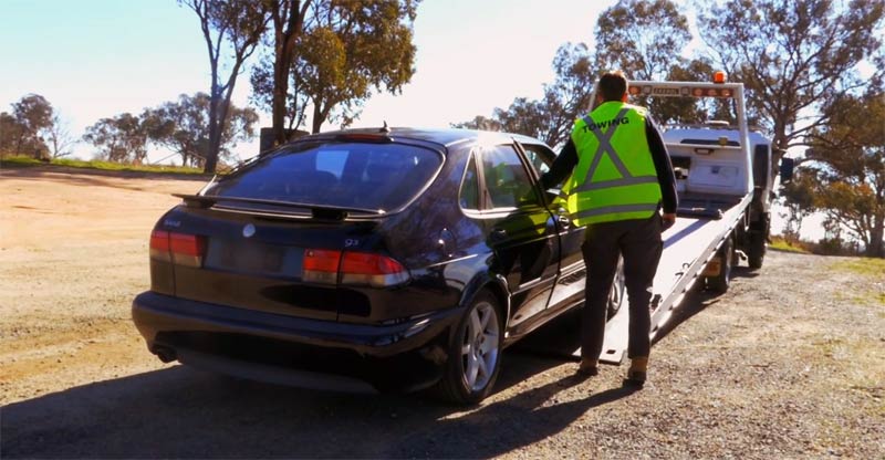 Saab 9-3 Aero on trailer