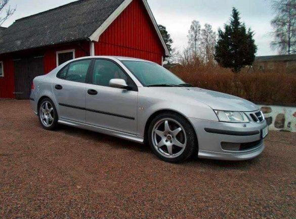 Meet the Saab 9-3 Diners Club Racing Replica