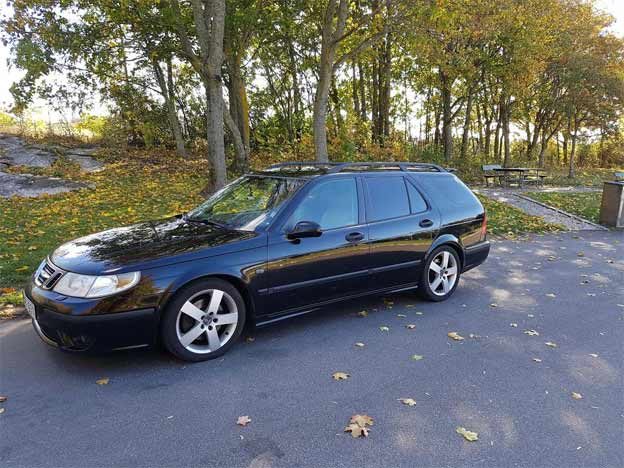 Markus's Saab 9-5 Sport Wagon