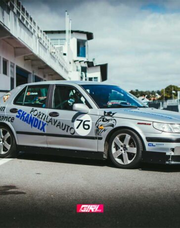 Saab 9-5 ready for the racetrack