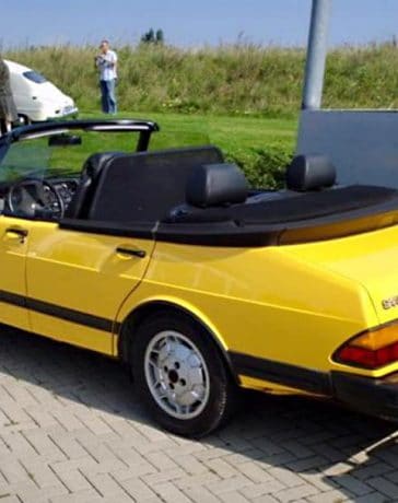 Saab 900 4-door convertible