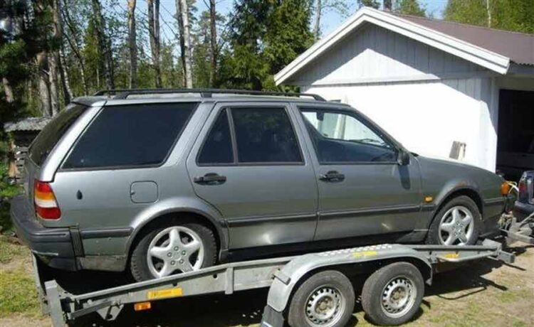 Saab 9000 station wagon