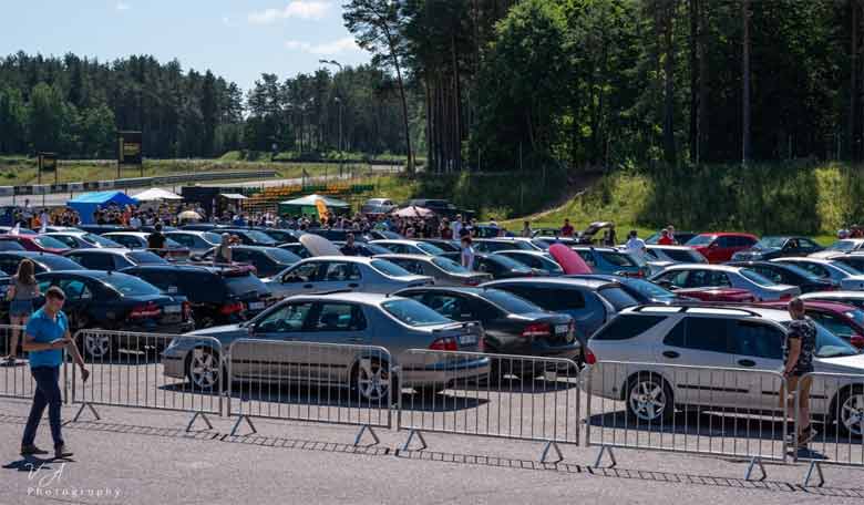 Saab cars gathering