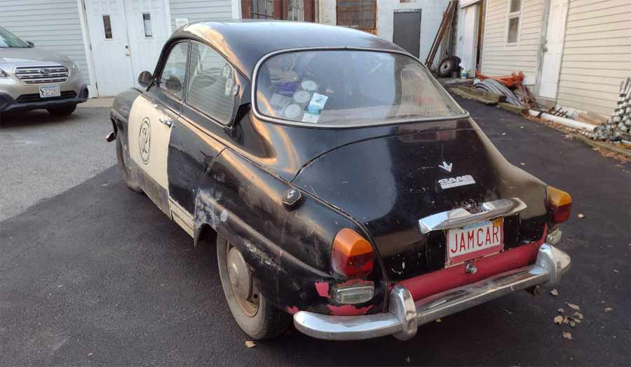 Rusty Saab 96 - The new owner will have the biggest problem with the body, body renewal and body painting