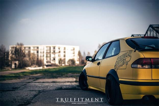 Stanced Saab 9-3