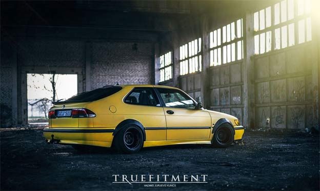 Stanced Saab 9-3 OG