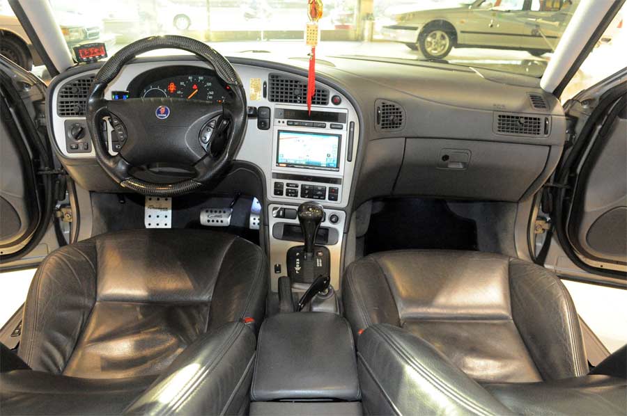 Saab TrollR interior