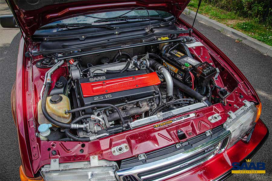 Engine Bay of the SAAB 9000 Turbo Aero Ecosport Prototype, Featuring the 2.3 Turbo 16-Valve Engine with 290 Horsepower and Maptun Stage 3 Upgrades