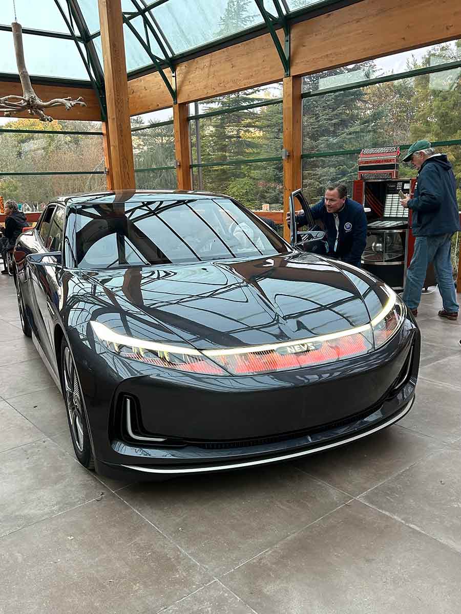 The futuristic NEVS Emily GT prototype displayed at the event, showcasing Saab’s potential electric future.