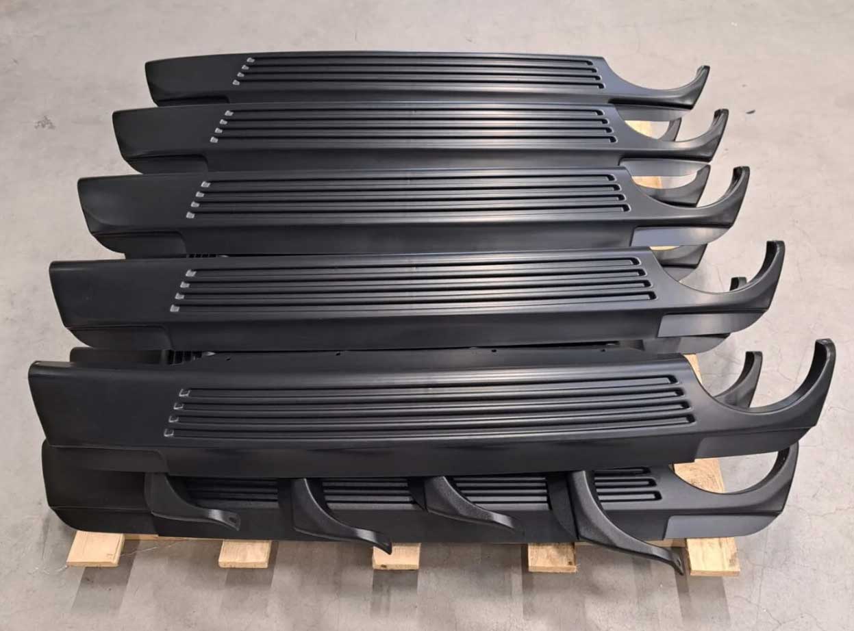  The first batch of Saab 9-3NG rear diffusers is ready for delivery! KM-tronics has successfully completed production, bringing back this highly sought-after part with improved durability. Secure yours now before they sell out!