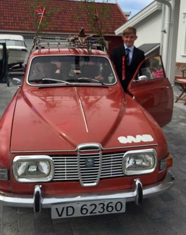 Tord and his Saab 96: The V-4 "ern from Ford that the SaabB 96 is equipped with runs smoothly and flawlessly after the owner changed the ignition system on the car.