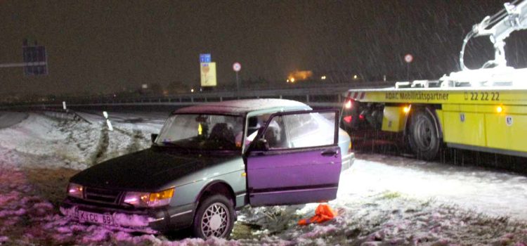 Found at last – this stolen Saab 900i 16V braved the elements and a high-speed chase before being recovered intact.