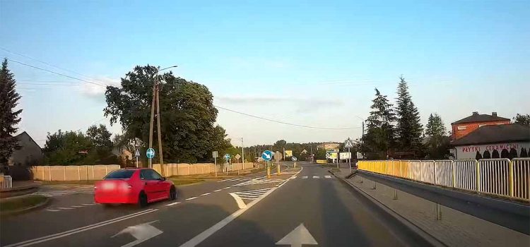 insane saab driver - dangerous driving