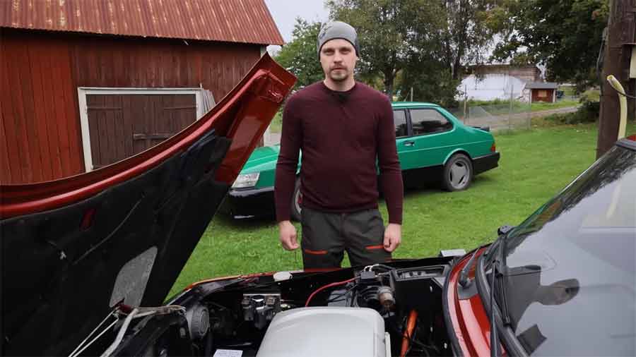 Power in Progress: Jonas Unveils the Heart of His Electric Saab 900