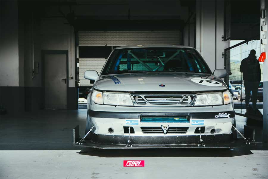 Racing Saab 9-5