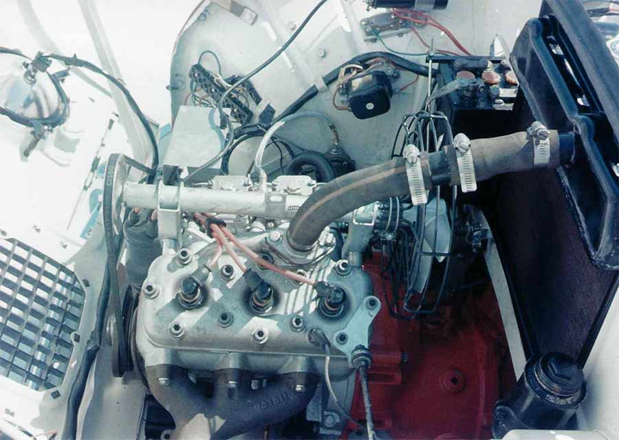 940cc 2-stroke engine provided by Saab competition department in Trollhattan, under direction of Rolf Mellde.