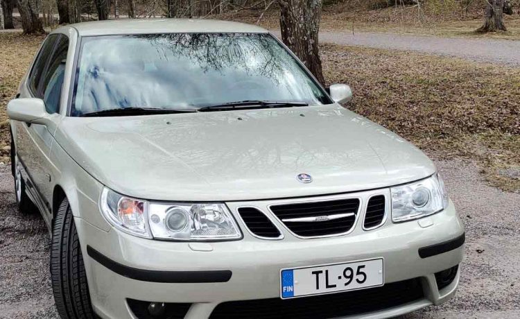 Low Mileage Saab 9-5 Aero of Finland