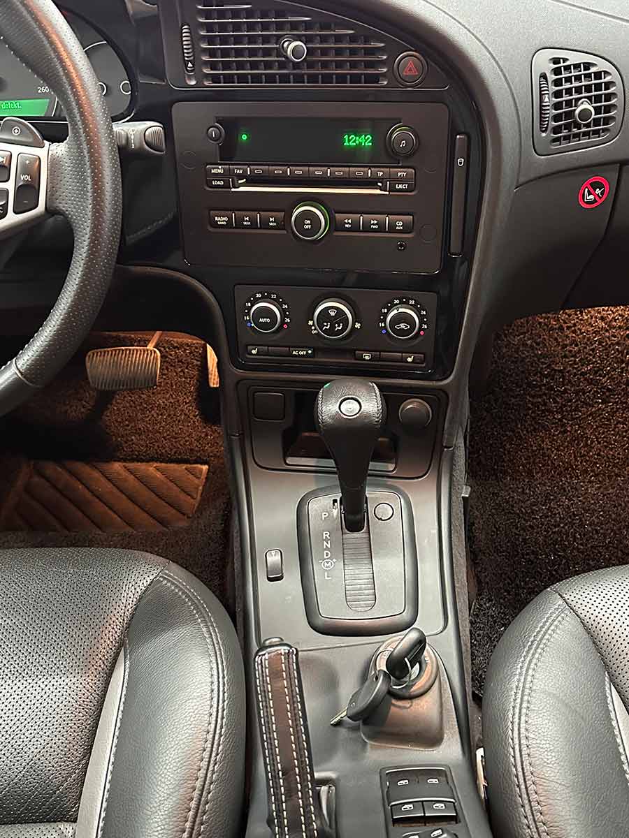 Immaculate interior of Tony Wang's 2009 Saab 9-5 BioPower Griffin wagon reflects exceptional care and minimal use, showing under 3,000 kilometers on the odometer.