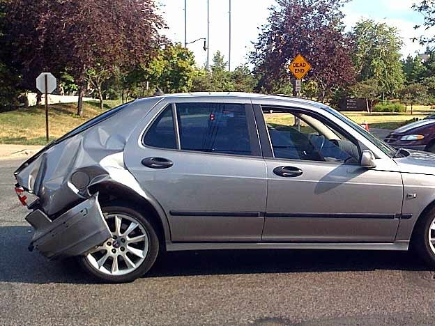 A real life Saab 9-5 crash test illustrates how a crumple zone absorbs energy from an impact.