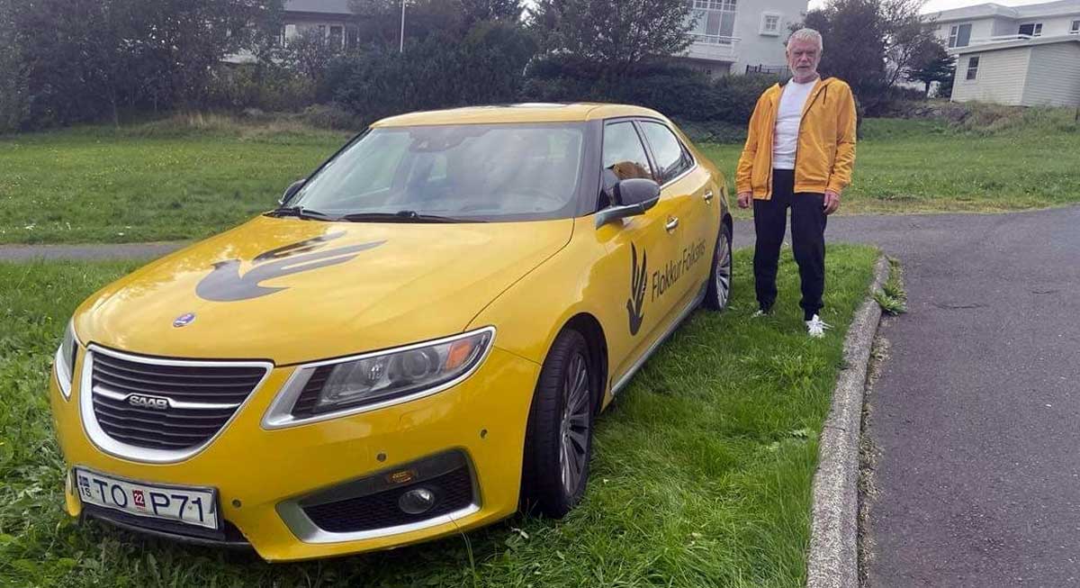 Tomas Tomasson and his favorite Saab 9-5ng