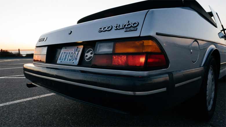 Saab 900 tail