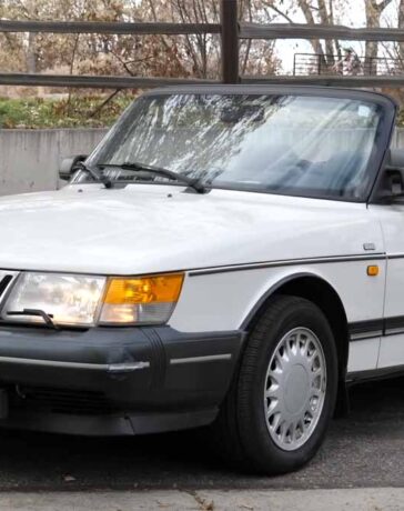 The Fast Lane Car Saab 900 convertible for Sale