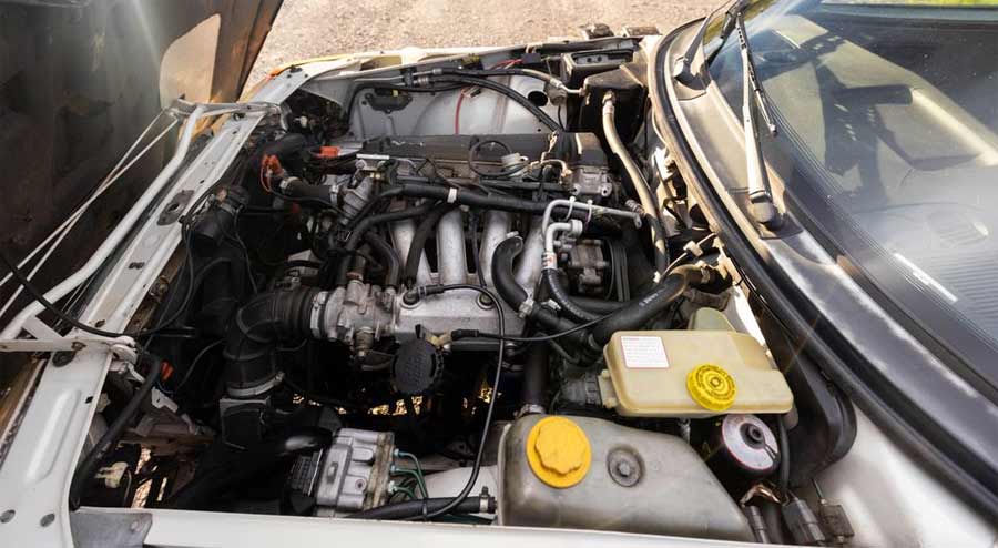 Saab 900 engine bay,impeccable condition in the engine part as well