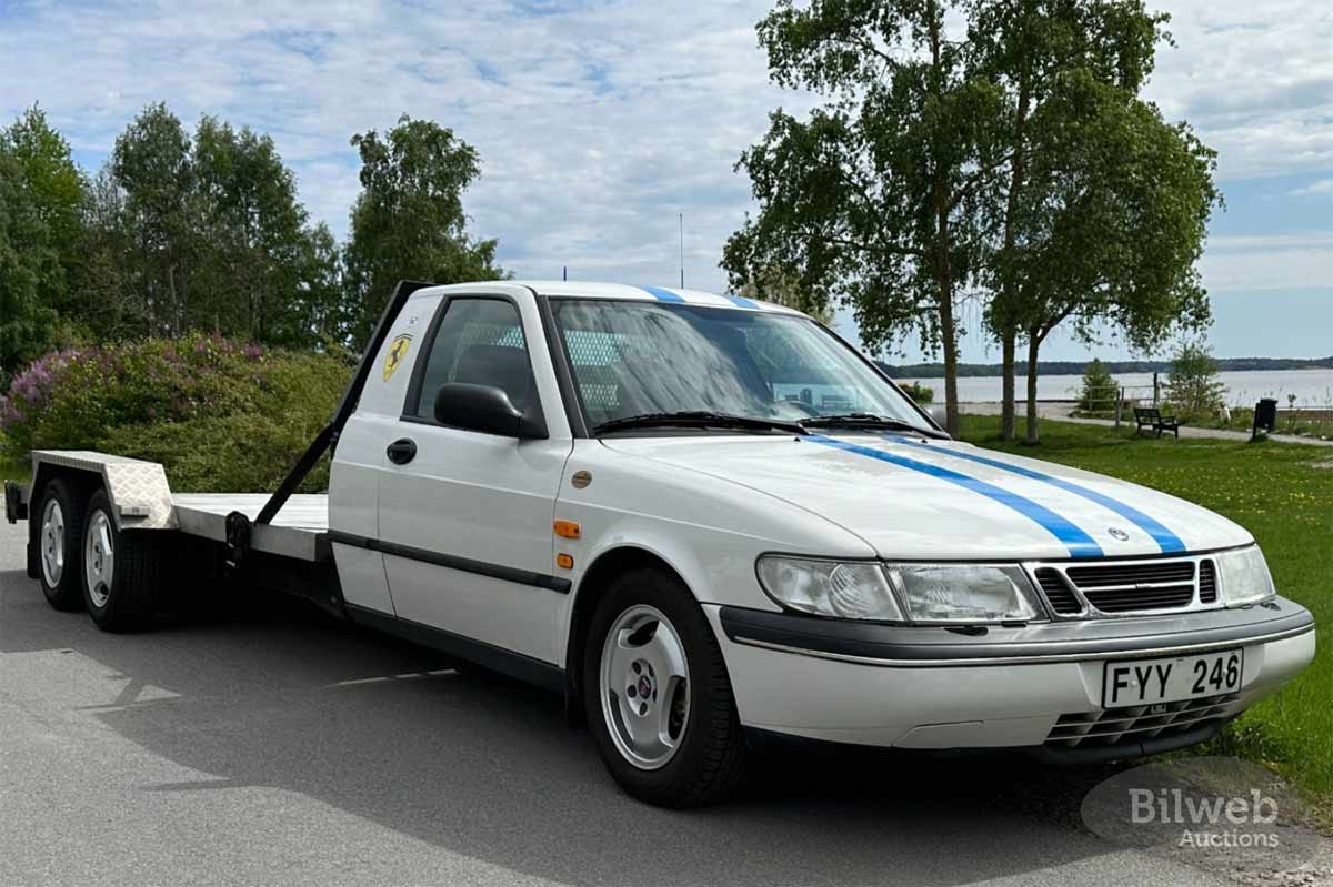 The Saab 900 Solstad Transporter, a unique vehicle modified by Robert Solstad, recently sold for $29,500 at auction, showcasing its exceptional design and functionality.