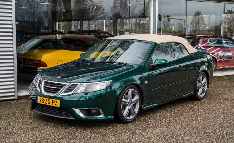 Drive in style with this one-of-a-kind Saab 9-3 Cabrio in Hunter Green wrap - A rare opportunity you can't miss!