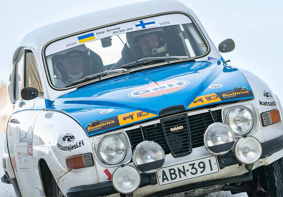 Blue-White Saab 96 V4 -1973 (ABN-391) Replica: Paying Homage to Racing Heritage