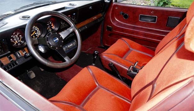 Saab 99 EMS Perfect interior