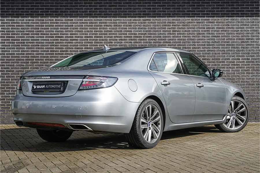 This 2010 Saab 9-5 Aero Exklusiv remains as striking as ever, showing no signs of its impressive 500,000-kilometer journey, a testament to Saab's legendary build quality and design.