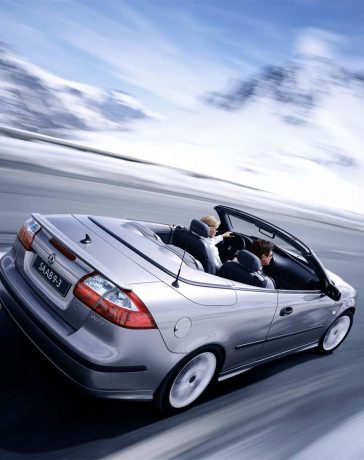 SAAB 9-3 Aero Convertible in Winter Condition