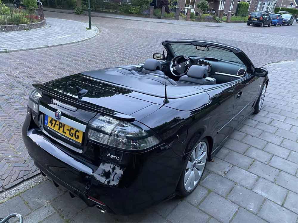 Laurens Rorink's meticulously upgraded Saab 9-3 Aero Convertible: A fusion of modern elegance and bespoke performance enhancements, showcasing the vehicle's 2010/2011 facelift and brand-new B207R Aero engine.