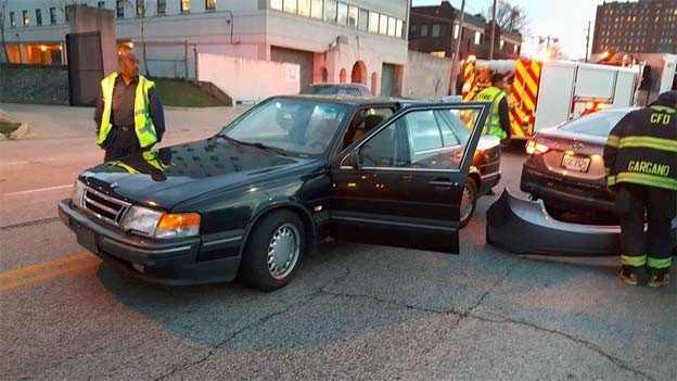 Saab in Crash with  Hyundai