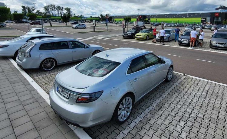 Saab enthusiasts in Novi Sad gather to celebrate their shared love for these iconic cars, showcasing a diverse lineup of classic and modified models at the meet-up.