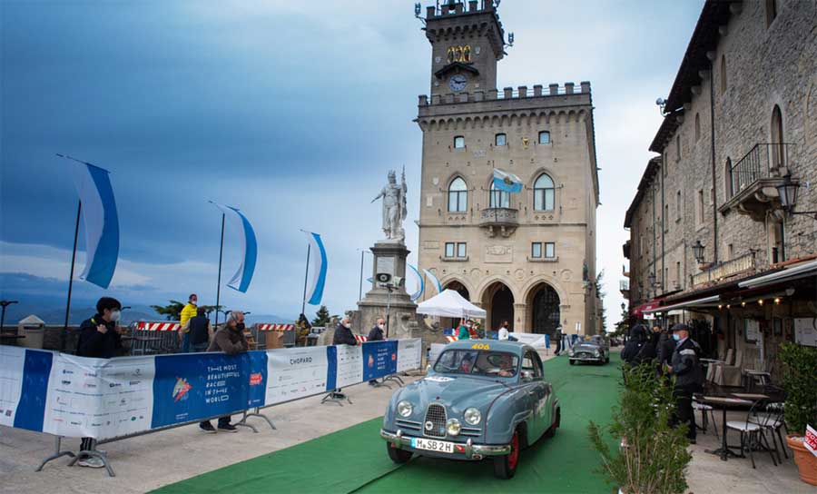 The winding ascent to the highest point of San Marino is a unique experience for every participant.