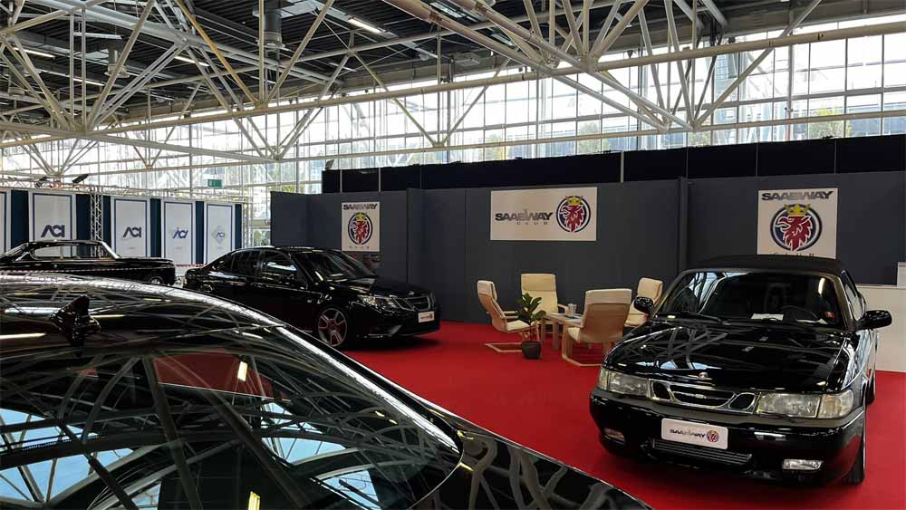 SaabWay Club Italy showcasing Saab's iconic heritage, reminiscent of the 2008 Geneva Motor Show.