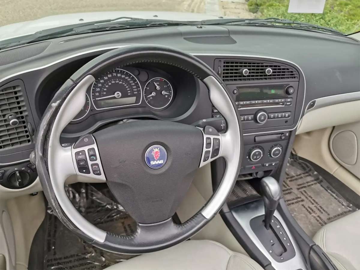 Impeccable Interior Shine: A Glimpse of Luxury, Awaiting a New Steering Wheel"