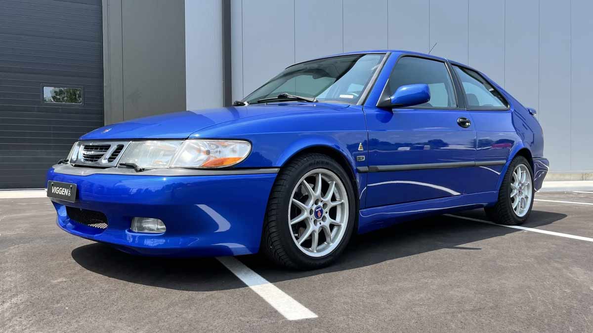 1999 Saab 9-3 Viggen in Lightning Blue Metallic – a rare and highly sought-after model known for its unique performance and history.