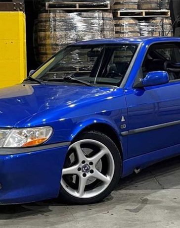 Rare 1999 Saab 9-3 Viggen for Sale: Bid Now on this High-Performance Hot Hatchback